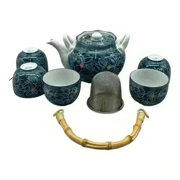 Japanese Dobin - Blue Floral Porcelain Arita-Yaki Teapot tea cups set - Picture 4 of 15